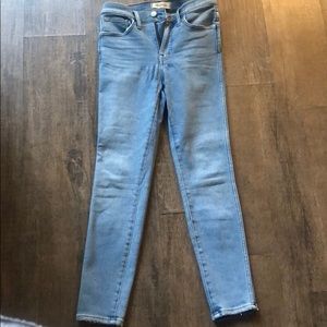 Petite 10" High-Rise Skinny Jeans in Hamden Wash
